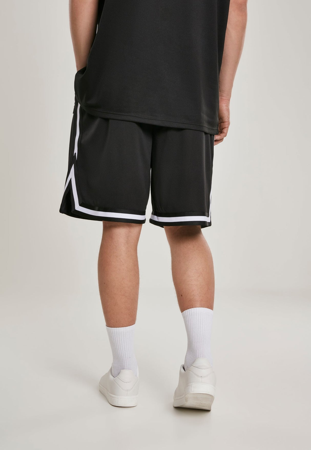 UC Premium Stripes Mesh Shorts