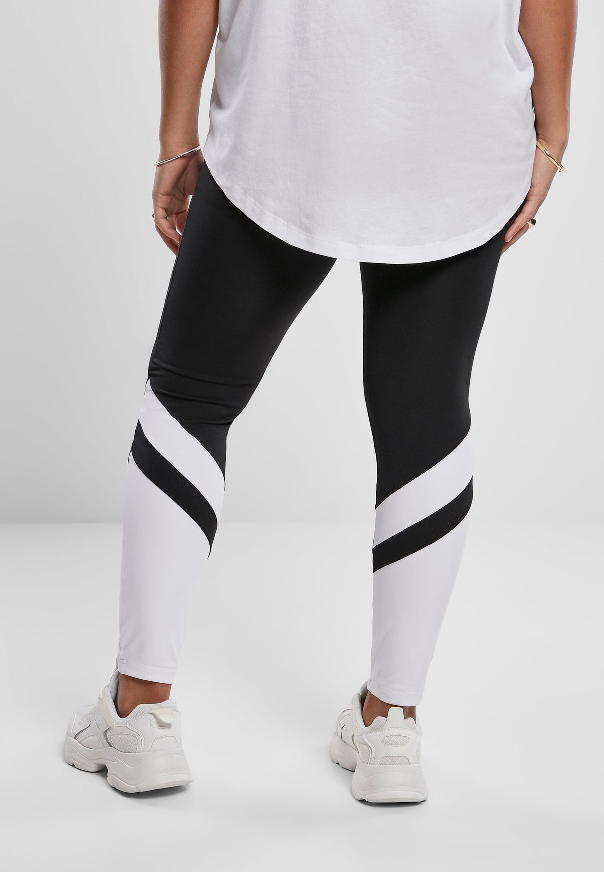 UC Arrow High Waist Legging