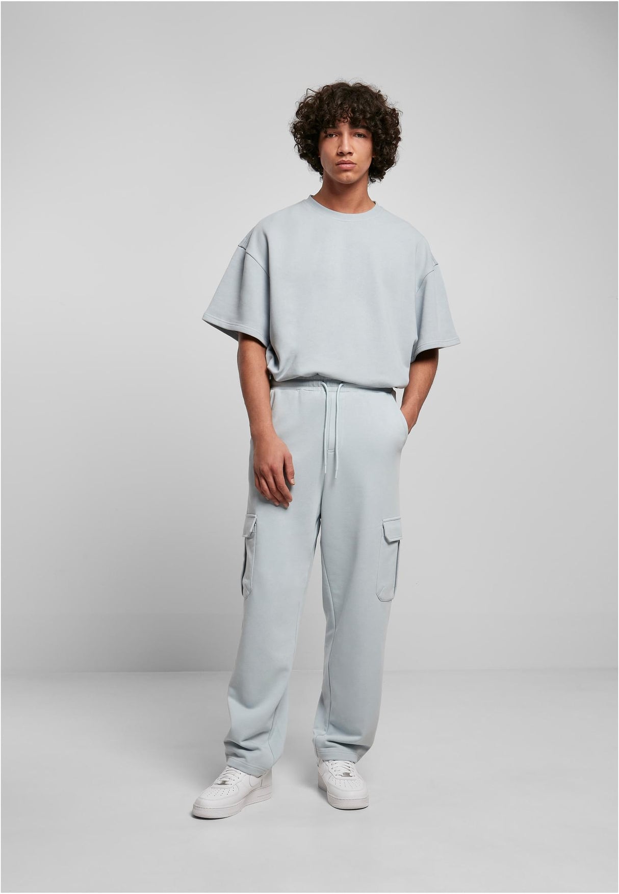 UC 90s Cargo Sweatpants