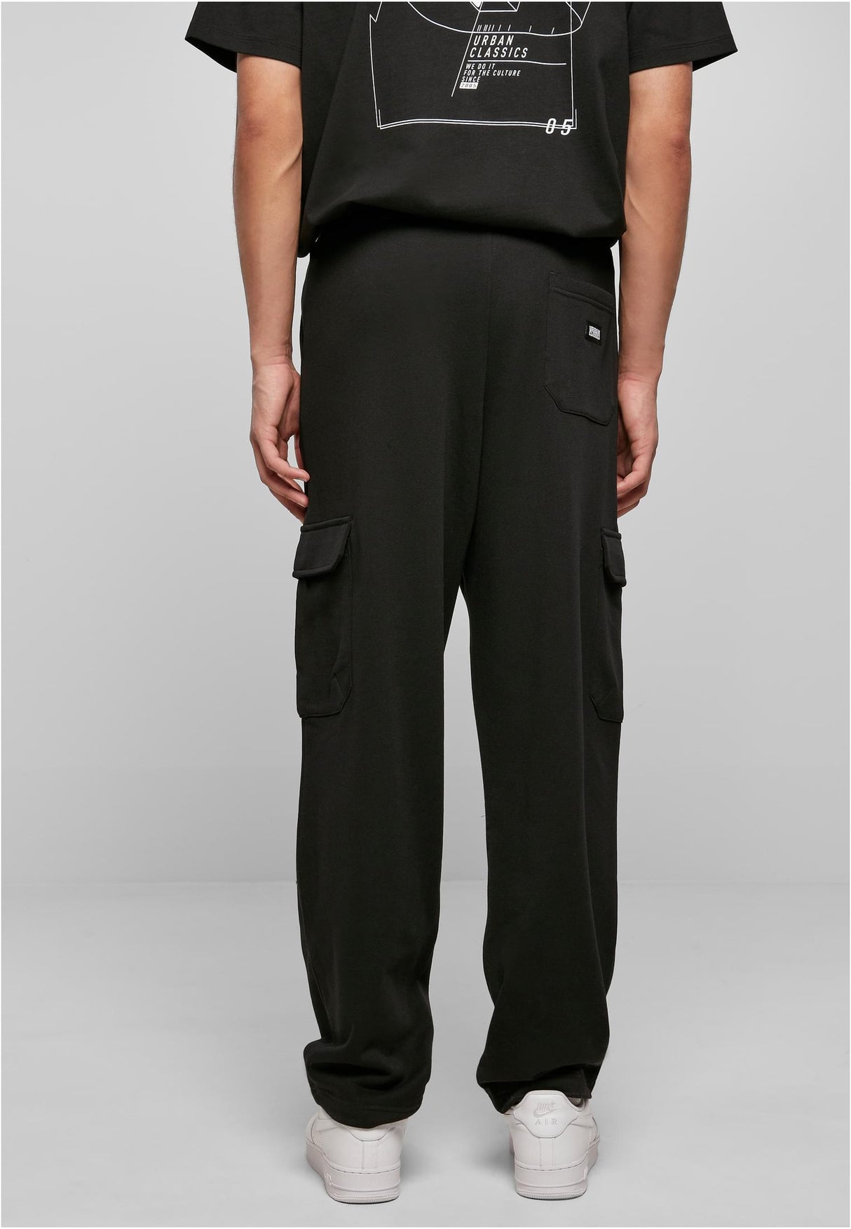 UC 90s Cargo Sweatpants