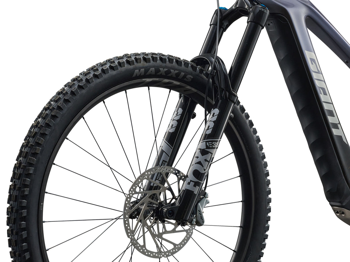 Elcykel GIANT Reign Advanced E+ 1, Mercury/Carbon Smoke