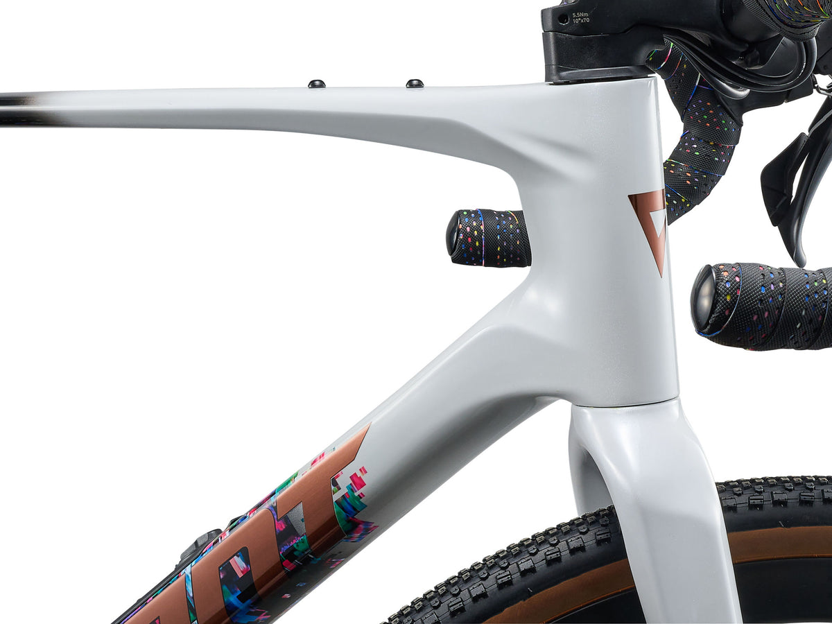 Gravel bike GIANT Revolt Advanced 0 SE (2026) Radio Spectrum