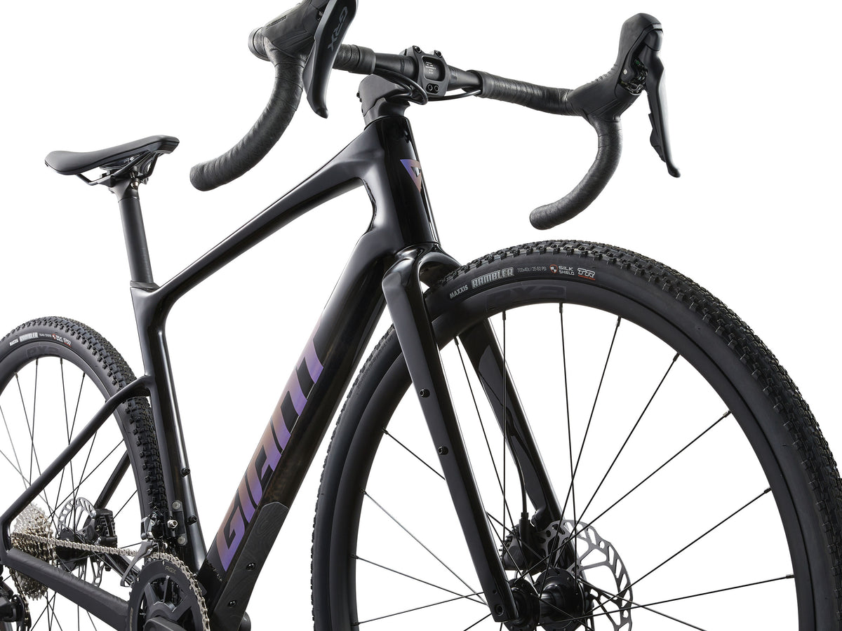 Gravelcykel GIANT Revolt Advanced 2, Carbon