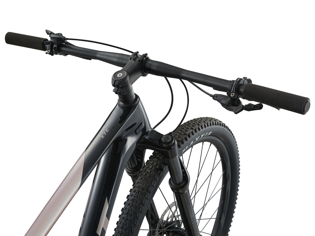 Mountain bike GIANT XTC Advanced 29 2, Black/Shell White