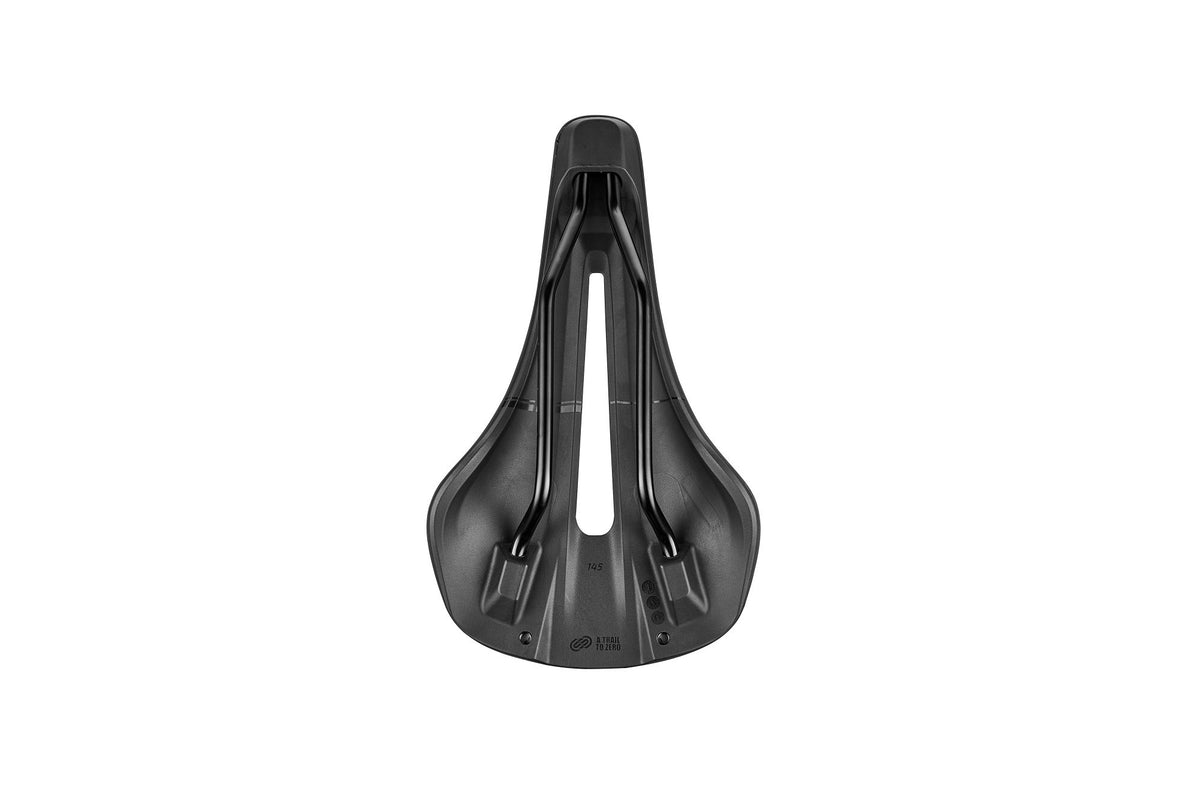 Sadel GIANT Grit SL, svart