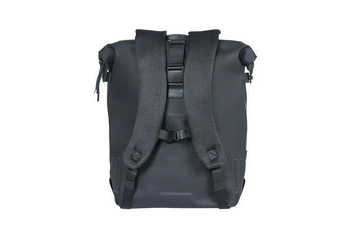 Ryggsäck med pakethållarfäste BASIL SoHo Nordlicht, 17 L, LED, svart