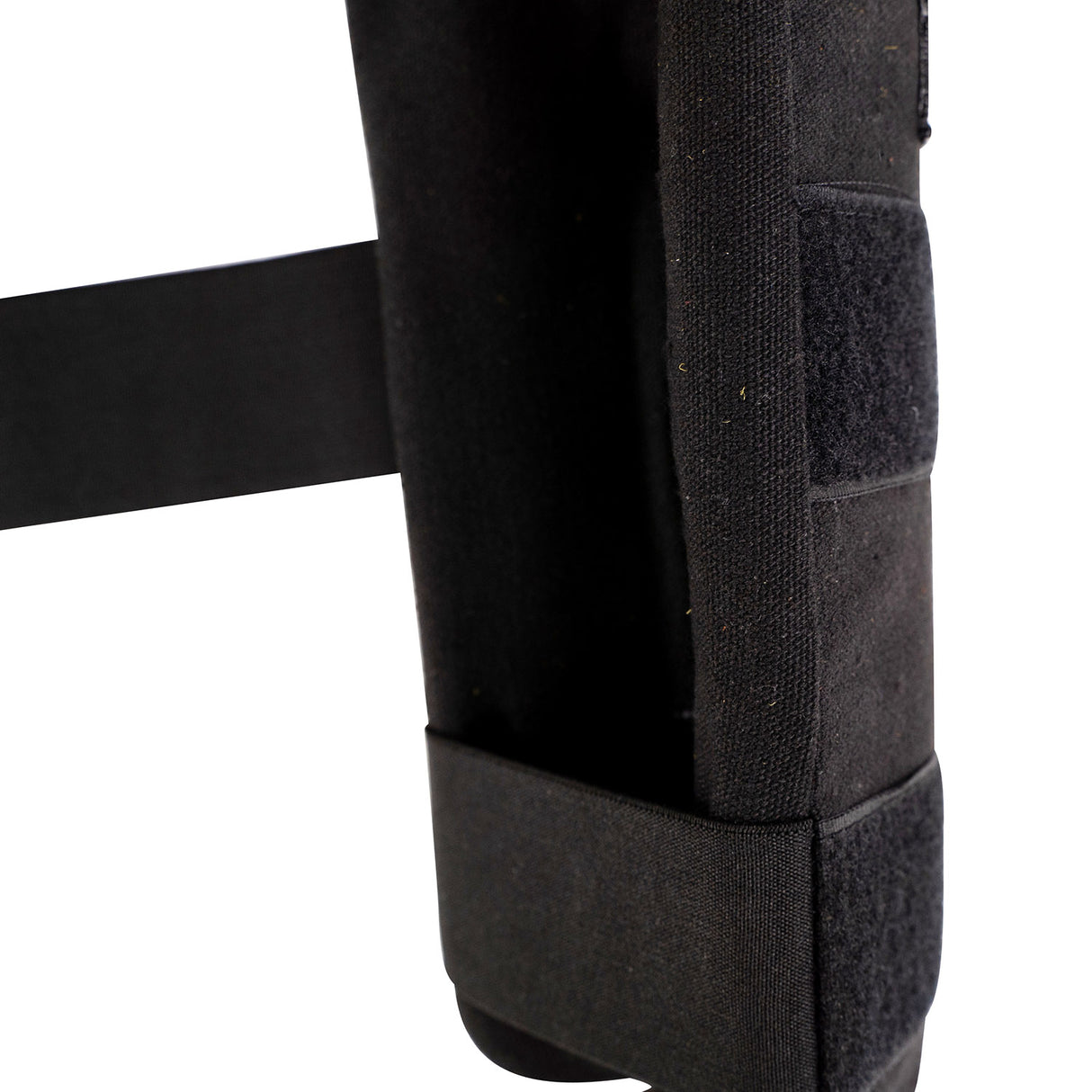 Leg protectors TUNTURI Allround Shinguard