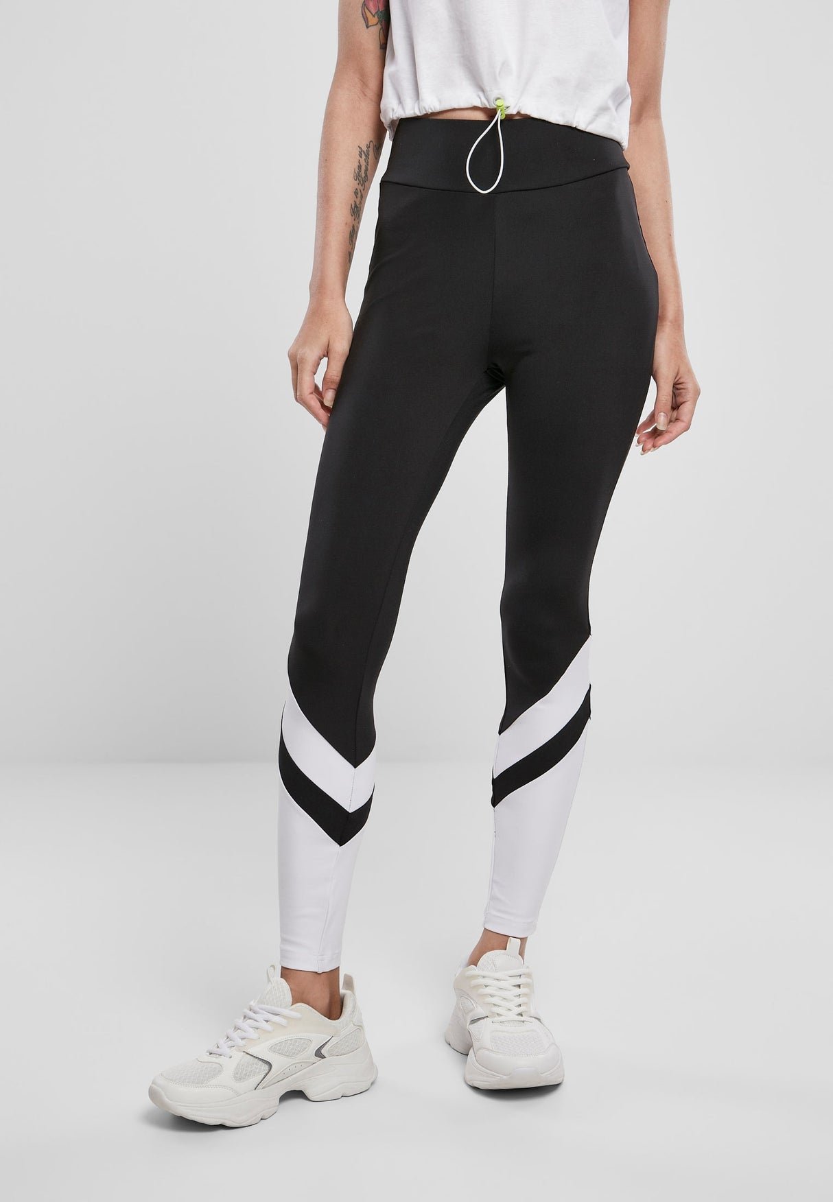 UC Arrow High Waist Legging