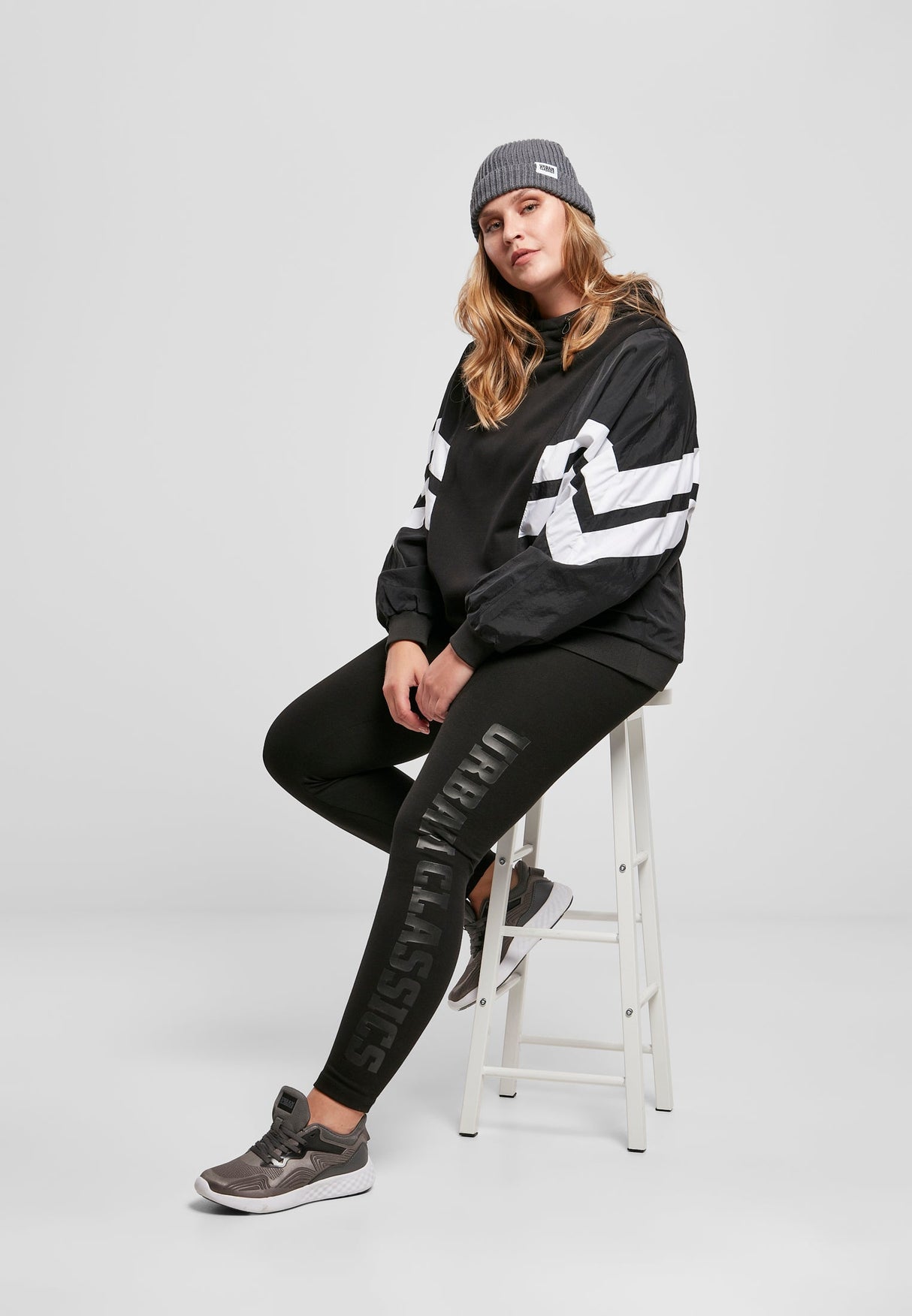 UC High Waist Branded Leggings