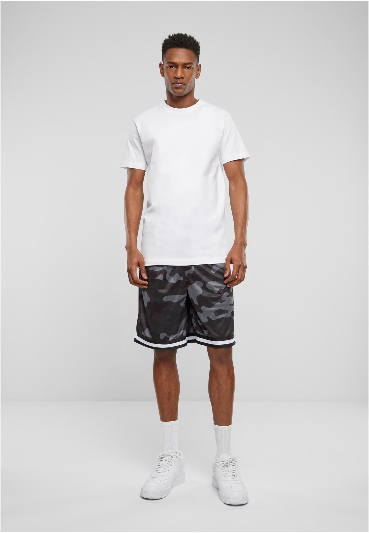 UC Mesh AOP Shorts