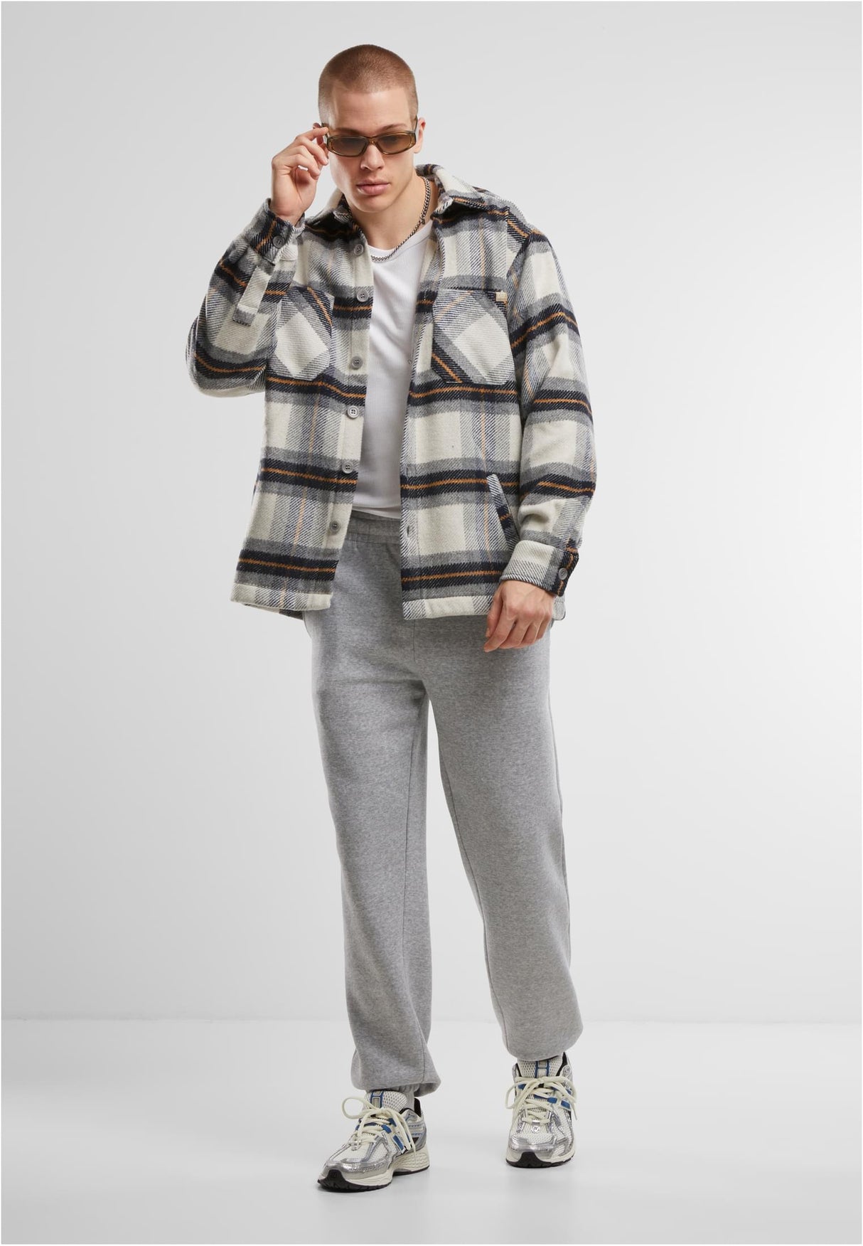 UC Basic Essential Sweatpants