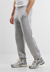 UC Basic Essential Sweatpants