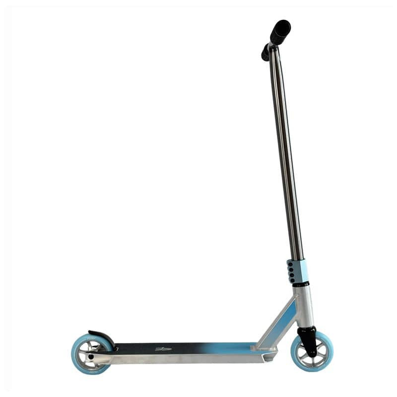 Stuntscooter FLYBY Air V2 Complete Pro Scooter Chrome/Blue
