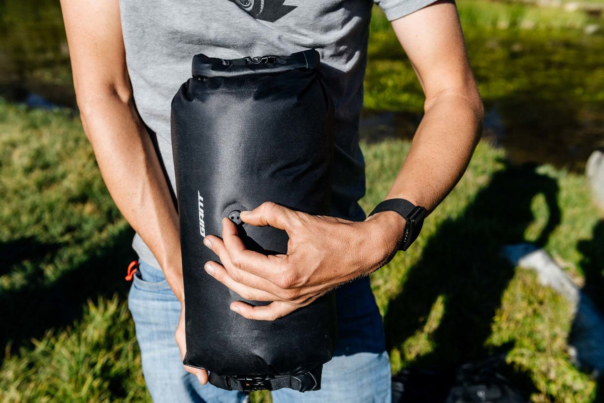 Styckväska Giant H2Pro, 12,5 liter