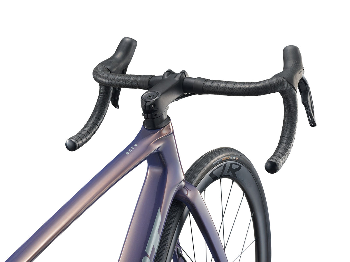 GIANT Defy Advanced 0 (2026) Road Bike Meteorite Mist