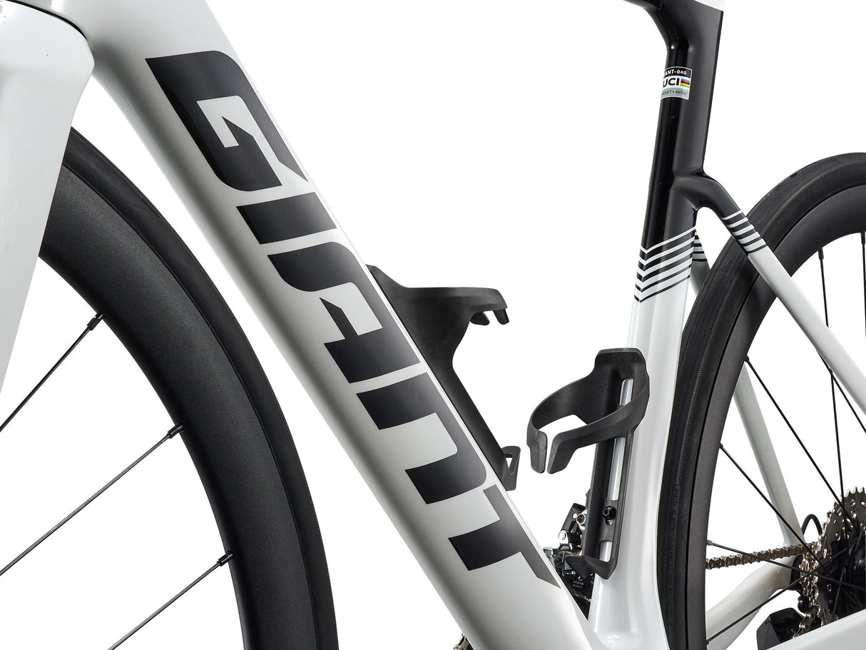 Landsvägscykel GIANT Propel Advanced 2 (2027) Vit