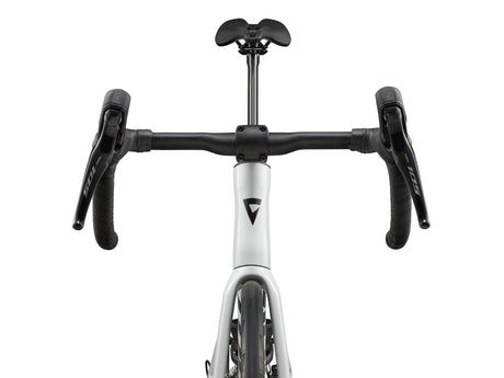 Närbild på drivlina och bakdel på GIANT Propel Advanced 2